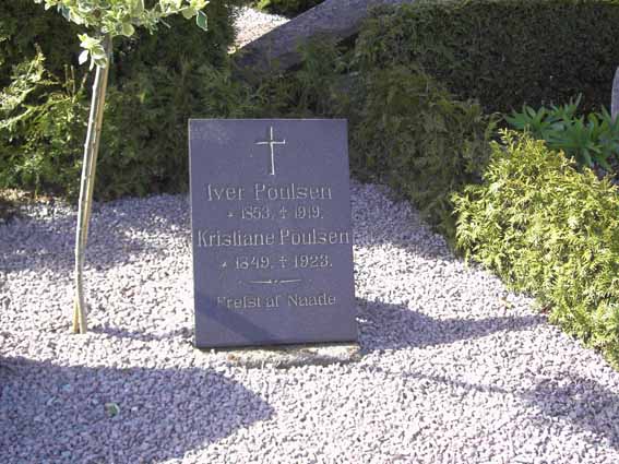 Billede af gravsten på Herning Vestre Kirkegård