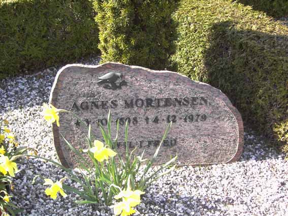 Billede af gravsten på Herning Vestre Kirkegård