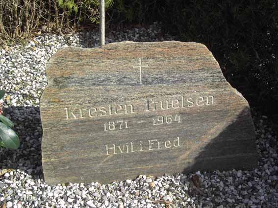 Billede af gravsten på Herning Vestre Kirkegård