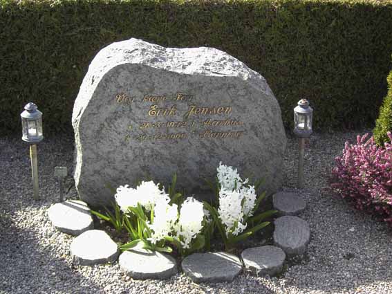 Billede af gravsten på Herning Vestre Kirkegård