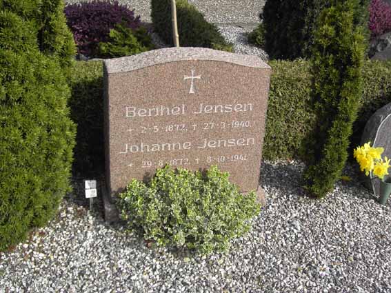 Billede af gravsten på Herning Vestre Kirkegård