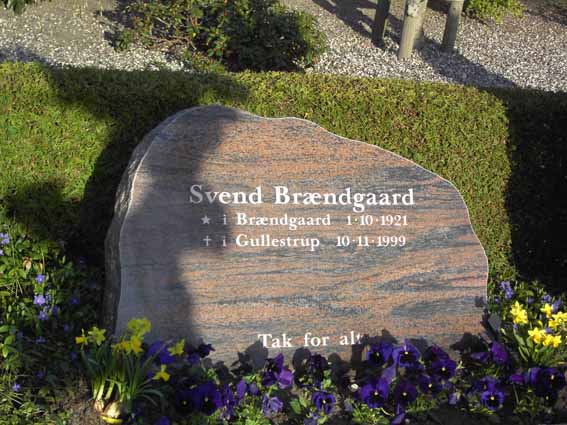 Billede af gravsten på Herning Vestre Kirkegård