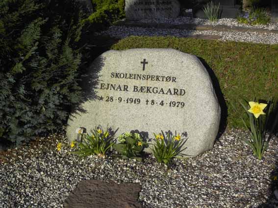 Billede af gravsten på Herning Vestre Kirkegård