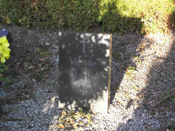 Billede af gravsten på Herning Vestre Kirkegård