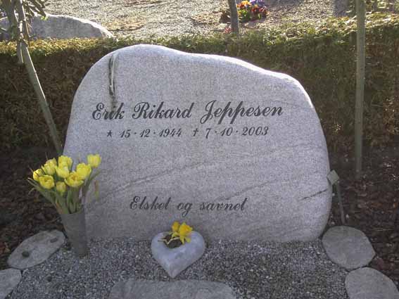 Billede af gravsten på Herning Vestre Kirkegård