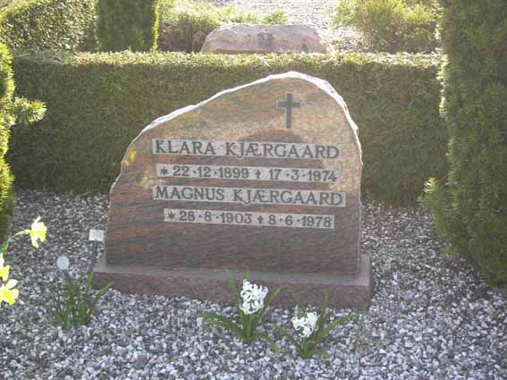 Billede af gravsten på Herning Vestre Kirkegård