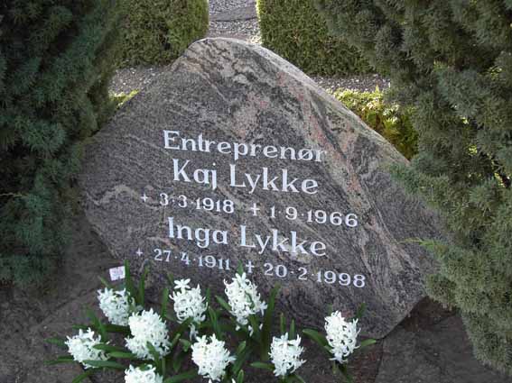 Billede af gravsten på Herning Vestre Kirkegård