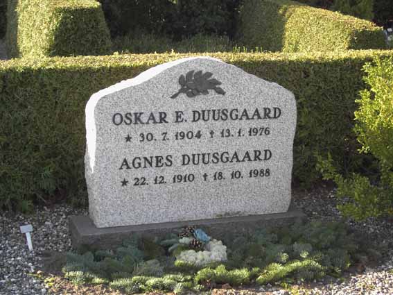 Billede af gravsten på Herning Vestre Kirkegård