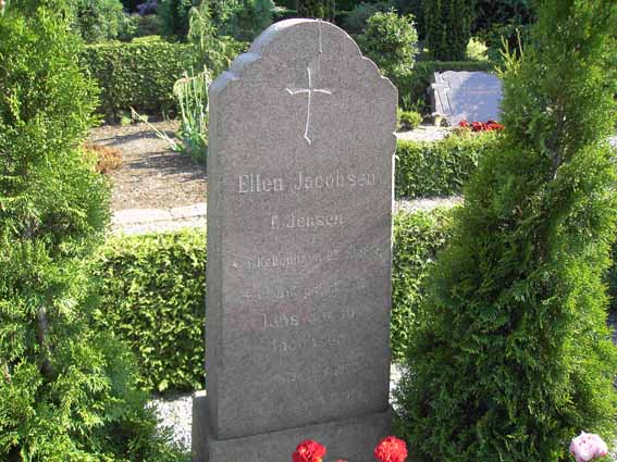 Billede af gravsten på Herning Vestre Kirkegård