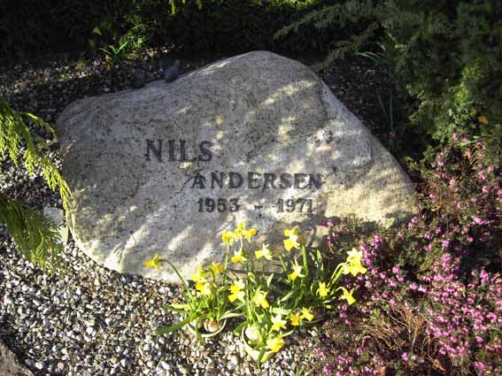 Billede af gravsten på Herning Vestre Kirkegård