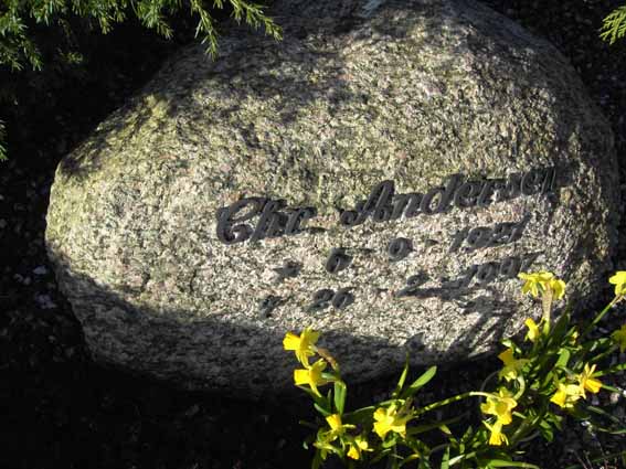 Billede af gravsten på Herning Vestre Kirkegård