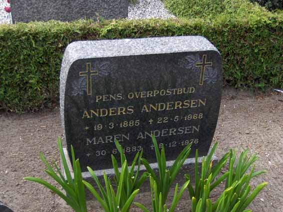 Billede af gravsten på Herning Vestre Kirkegård