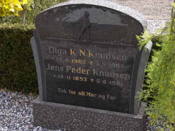 Billede af gravsten på Herning Vestre Kirkegård