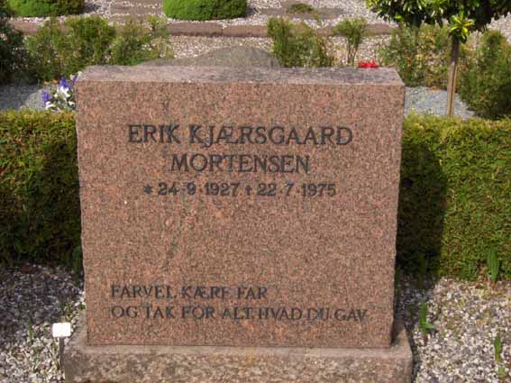Billede af gravsten på Herning Vestre Kirkegård