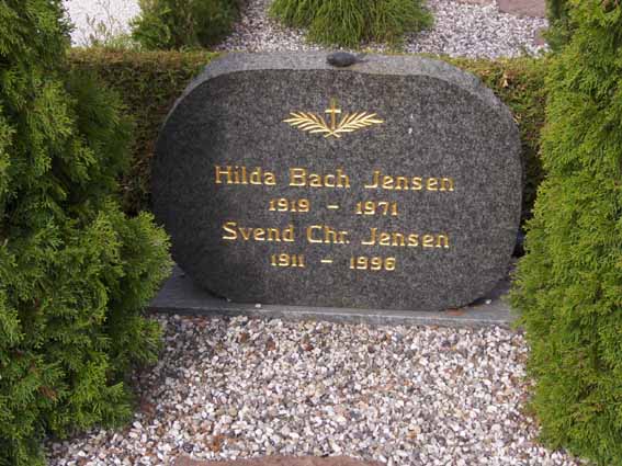 Billede af gravsten på Herning Vestre Kirkegård