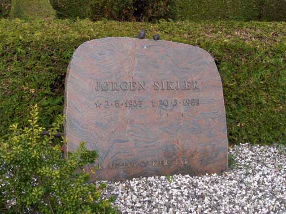 Billede af gravsten på Herning Vestre Kirkegård