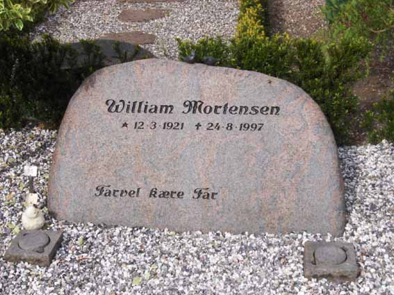 Billede af gravsten på Herning Vestre Kirkegård