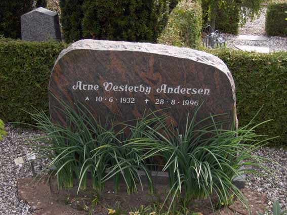 Billede af gravsten på Herning Vestre Kirkegård