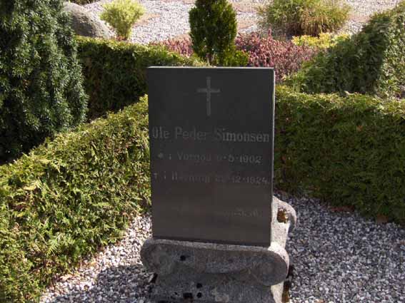 Billede af gravsten på Herning Vestre Kirkegård
