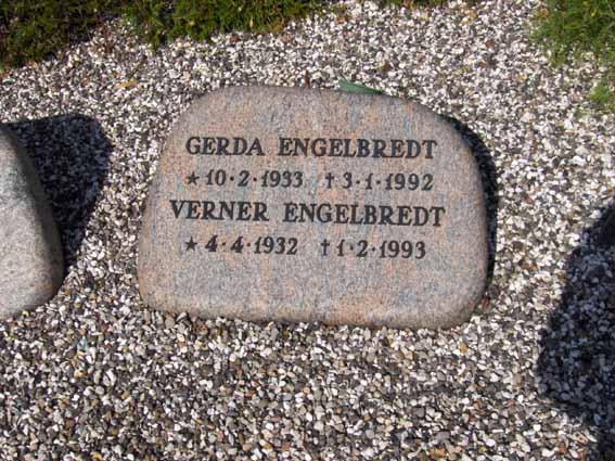 Billede af gravsten på Herning Vestre Kirkegård