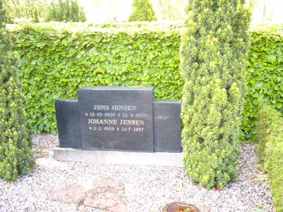 Billede af gravsten på Herning Vestre Kirkegård