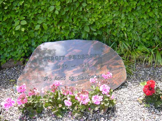 Billede af gravsten på Herning Vestre Kirkegård