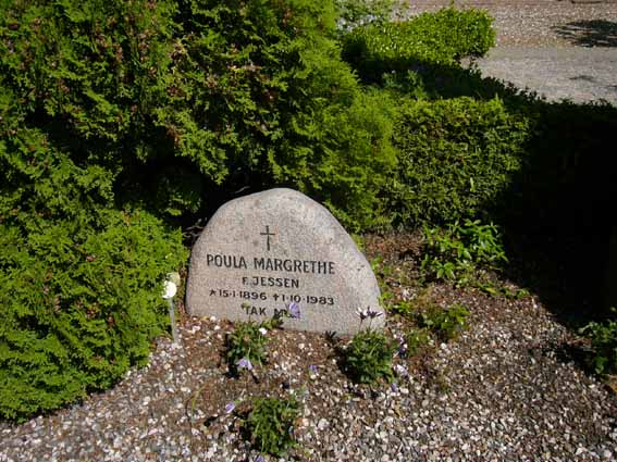 Billede af gravsten på Herning Vestre Kirkegård