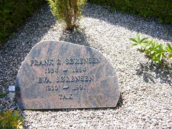 Billede af gravsten på Herning Vestre Kirkegård