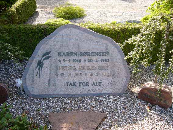 Billede af gravsten på Herning Vestre Kirkegård