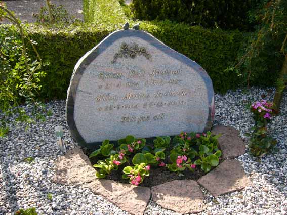 Billede af gravsten på Herning Vestre Kirkegård