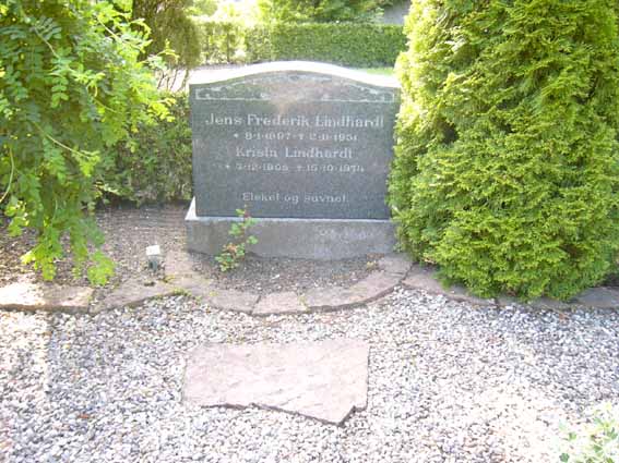 Billede af gravsten på Herning Vestre Kirkegård