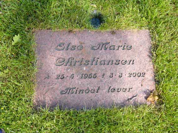 Billede af gravsten på Herning Vestre Kirkegård