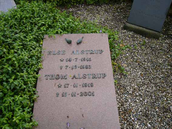 Billede af gravsten på Herning Vestre Kirkegård