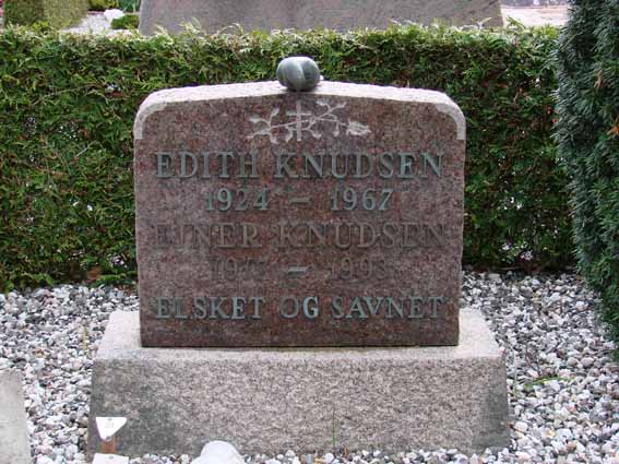 Billede af gravsten på Herning Vestre Kirkegård