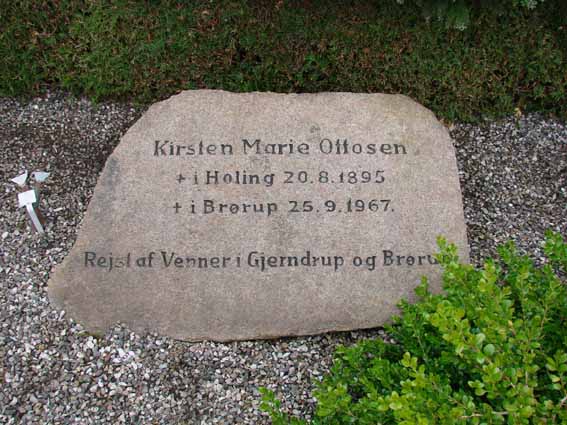 Billede af gravsten på Herning Vestre Kirkegård