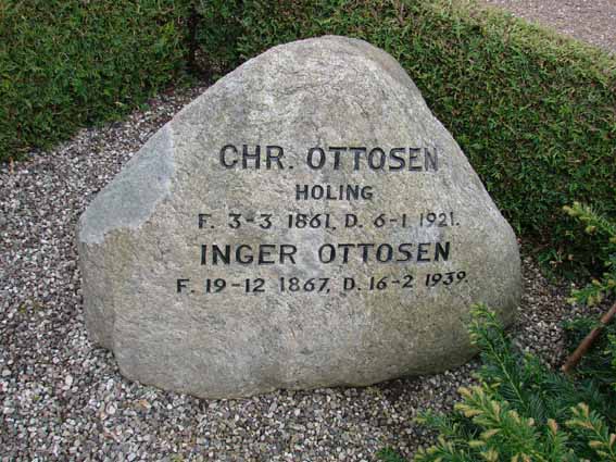 Billede af gravsten på Herning Vestre Kirkegård