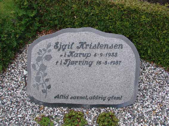 Billede af gravsten på Herning Vestre Kirkegård