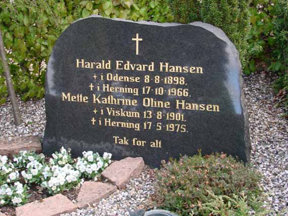 Billede af gravsten på Herning Vestre Kirkegård