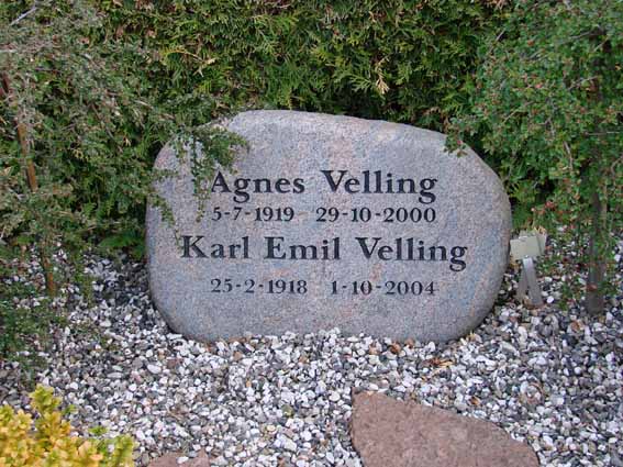 Billede af gravsten på Herning Vestre Kirkegård