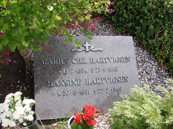 Billede af gravsten på Herning Vestre Kirkegård
