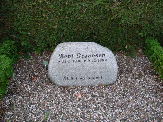 Billede af gravsten på Herning Vestre Kirkegård