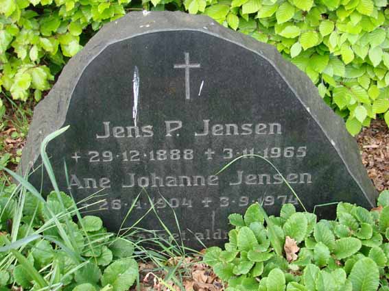 Billede af gravsten på Herning Vestre Kirkegård