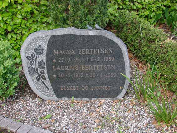 Billede af gravsten på Herning Vestre Kirkegård