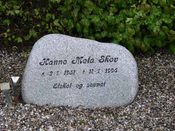 Billede af gravsten på Herning Vestre Kirkegård