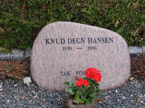 Billede af gravsten på Herning Vestre Kirkegård