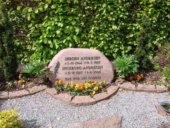 Billede af gravsten på Herning Vestre Kirkegård