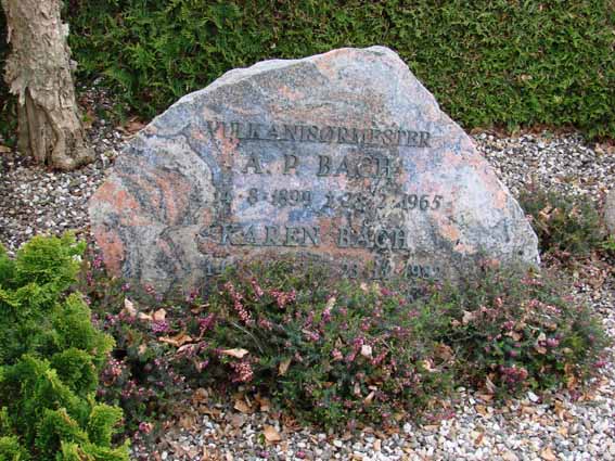 Billede af gravsten på Herning Vestre Kirkegård