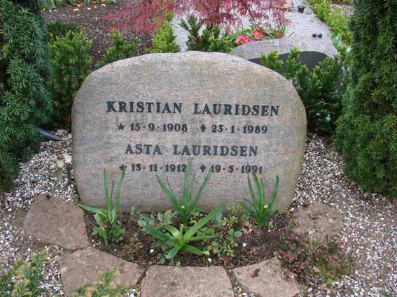 Billede af gravsten på Herning Vestre Kirkegård
