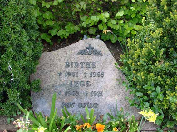 Billede af gravsten på Herning Vestre Kirkegård