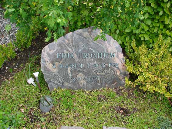 Billede af gravsten på Herning Vestre Kirkegård